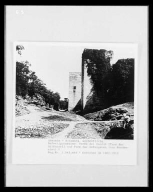 Alhambra — Festungsanlage — Torre del Candil