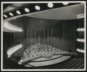 Opernhaus, Hannover Wettbewerb: Ansicht Zuschauerraum und Bühne