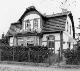 Wohnhaus & Remise & Zaun; Berlin, Marzahn-Hellersdorf
