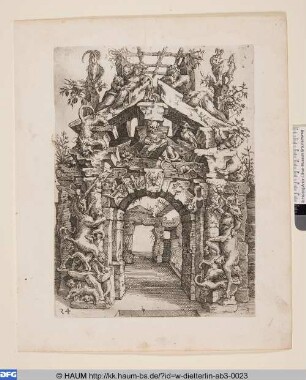 Verfallenes Portal