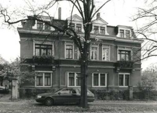 Dresden-Loschwitz, Fischhausstraße 4. Wohnhaus (um 1900)