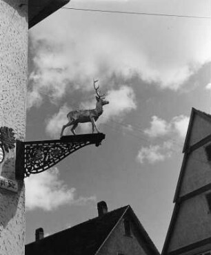 Wirtshausschild : Renningen. Wirtshausschild des Gasthauses Zum Hirsch