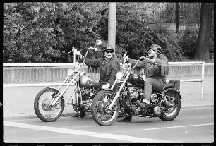 Zwei Motorradrocker