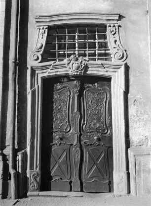 Bad Wimpfen-Wimpfen am Berg, Obere Hauptstraße 39-43. Heilig-Geist-Hospital (vor 1233, 1773, 1788 und nach 1851). Portal
