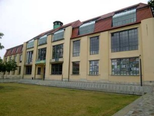 Weimar: Kunstgewerbeschule Bauhaus-Universität