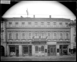 Potsdam, Nauenerstraße 32