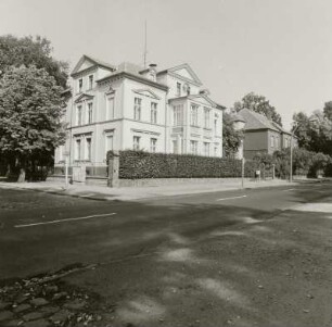 Wohnhaus : Beeskow (Landkreis Oder-Spree), Breitscheid-Straße 5. Wohnhaus. Eckansicht