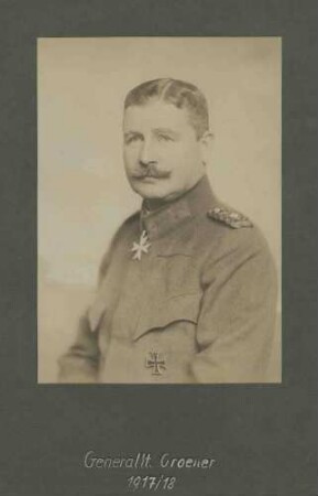 Wilhelm Groener, Generalleutnant, Generalquartiermeister 1918, Reichsminister, in Uniform mit Orden, Brustbild in Halbprofil