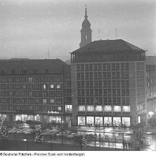 Weihnachtsmann Knappestraße Balkon