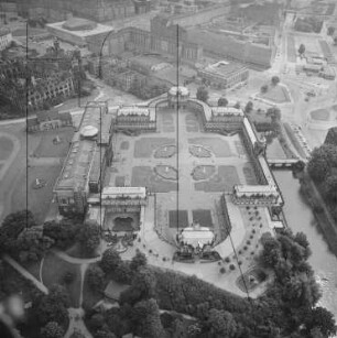 Dresdner Zwinger : Blickrichtung Südosten