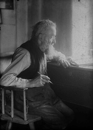 Der frühere Friedensrichter von Steinbach : Friedrich August Beyer, genannt dr Wahner-Gust, ehemaliger Friedensrichter von Steinbach. Aufgenommen in Steinbach