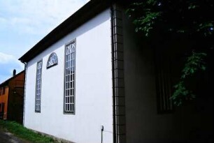 Synagoge, Rückseit mit drei Fenstern