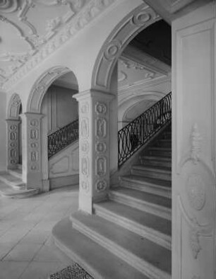 Radebeul. Schloß Wackerbarth, Treppenhaus Erdgeschoß