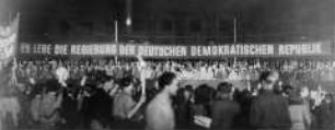 Fackelzug der FDJ anlässlich der Wahl Wilhelm Piecks zum Präsidenten der DDR