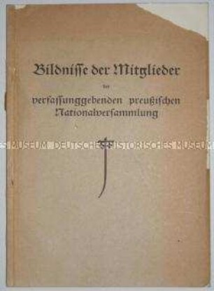 Veröffentlichung mit Fotografien der Mitglieder der verfassunggebenden preußischen Nationalversammlung von 1919