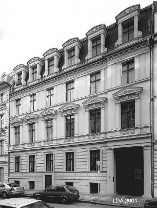 Mietshaus & Remise; Berlin, Mitte