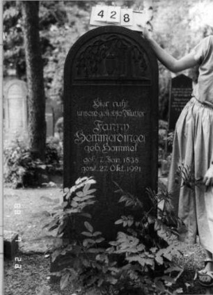 Grabstein 428