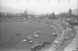 Sarmisegetuza: Römisches Amphitheater