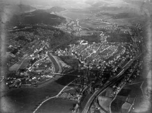 Meiningen an der Werra, im Hintergrunde das Schloß Landsberg