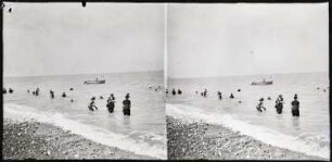 Dieppe. Strand mit Badenden
