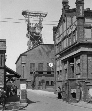 Steinkohlenbergwerk Ewald Fortsetzung, Schachtanlage 1-3, der Ewald-König Ludwig BAG in Oer-Erkenschwick
