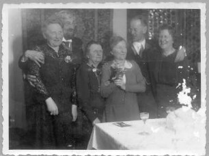 Familientreffen mit Etha und Hans Richter (wahrscheinlich in Dresden)