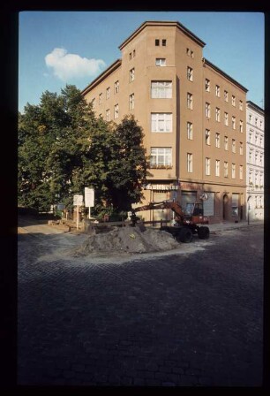 Diapositiv: Waldemarstr. 19, Leuschnerdamm 25, Juni 1984