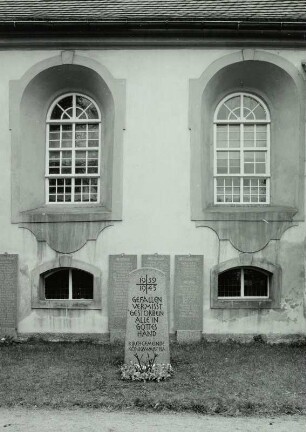Gedenkstein für die im 2. Weltkrieg gefallenen Königswarthaer