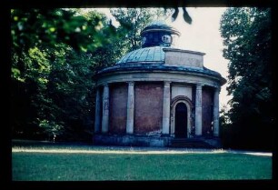 Antikentempel 29.8.75.