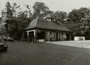 Glauchau, Verkehrshäuschen am Schillerpark, erbaut 1926, Straßenansicht
