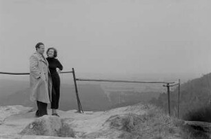 Renate und Roger Rössing in der Harzlandschaft