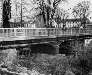 Schlitzer Brücke; Lauterbach, Bahnhofstraße (L 3140)