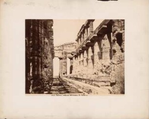 Neptuntempel, Paestum: Inneres