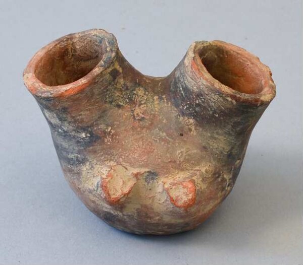 Clay vessel