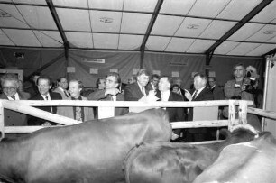 Freiburg im Breisgau: Eröffnung der Badischen Landwirtschaftsschau [mit Erwin Teufel und Rolf Böhme]