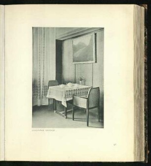 Eßzimmer, Teetisch