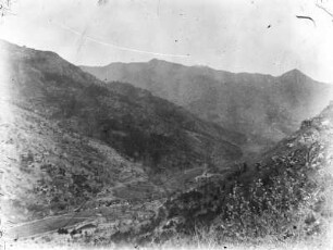 Tal : Blick in ein Tal