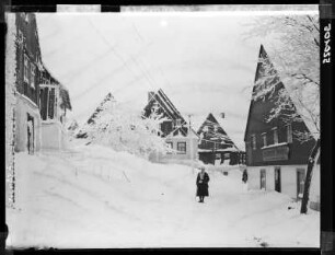 Altenberg, eingeschneite Straße