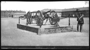 Großenhain. Mitrailleuse aus dem Kriege 1870/71, Husaren-Regiment Nr.18