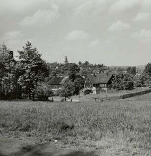 Lugau/Erzgebirge. Ortsansicht mit Gottes-Segen-Schacht