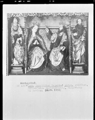 Marienkrönung im Beisein der Heiligen Petrus und Paulus