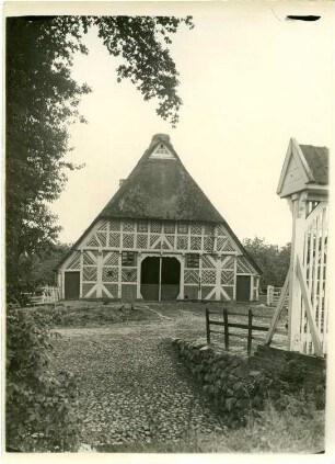 Hollern-Twielenfleth. Gehöft. Wohnstallhaus? Hofansicht