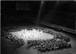 Deutschlandhalle: Tanz der Gaue