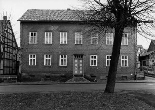 Waldkappel, Kirchplatz 4
