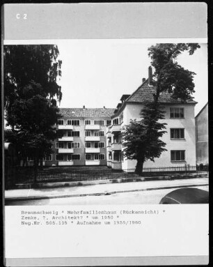 Mehrfamilienhaus