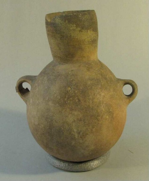 Clay vessel