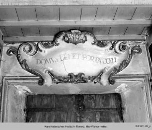 Innendekoration : Innenfassade : Kartusche