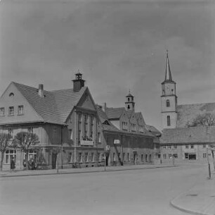 Rothenburg, Markt : Rothenburg/Oberlausitz. Markt. Blick zur Evangelischen Stadtkirche