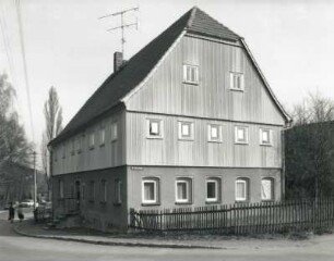 Ebersbach-Neugersdorf, Karl-Liebknecht-Straße 9. Bauernhof (1801/1850). Wohnhaus