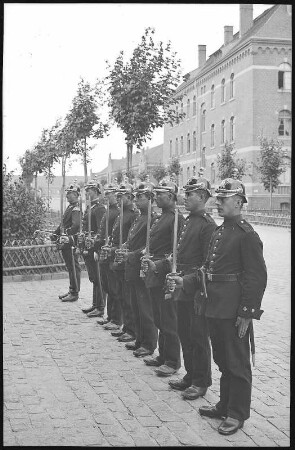 Wurzen. Ablösung der Kasernenwache